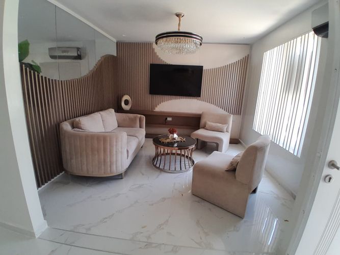 Casa de 3 alcobas en venta en Cr.La Castellana, Barranquilla, 250 m² · foto 2 de 18