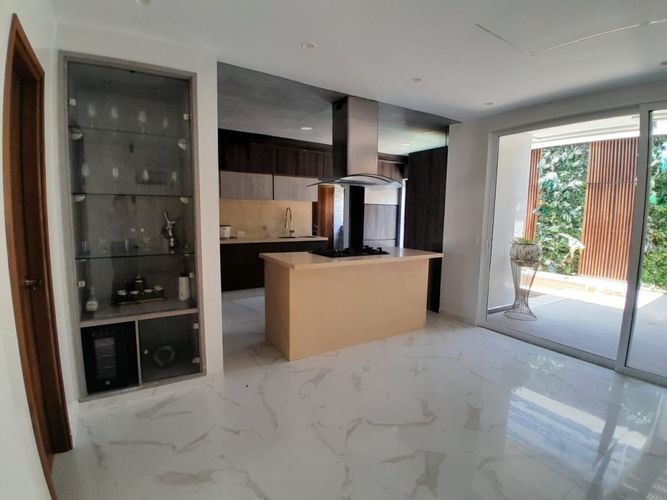 Casa de 3 alcobas en venta en Cr.La Castellana, Barranquilla, 250 m² · foto 3 de 18