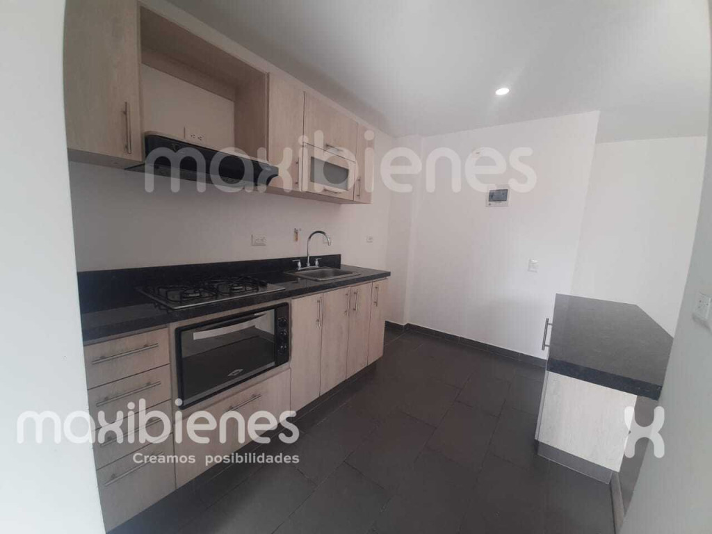 Apartamento en venta en Los Colores, Medellín · foto 4 de 24