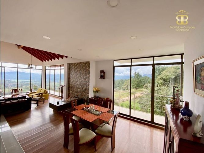 Casa de 3 alcobas en venta en Yerbabuena, Sopó, 380 m² · foto 3 de 24