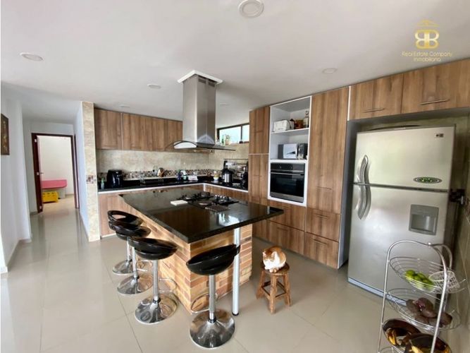 Casa de 3 alcobas en venta en Yerbabuena, Sopó, 380 m² · foto 4 de 24