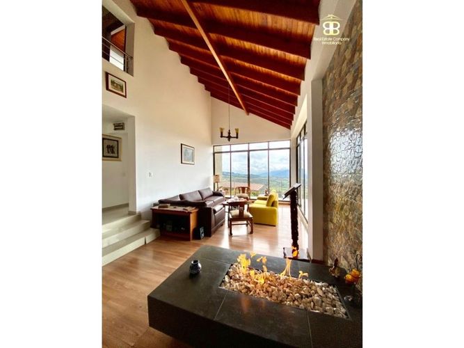 Casa de 3 alcobas en venta en Yerbabuena, Sopó, 380 m² · foto 5 de 24