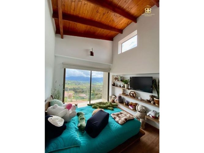 Casa de 3 alcobas en venta en Yerbabuena, Sopó, 380 m² · foto 10 de 24
