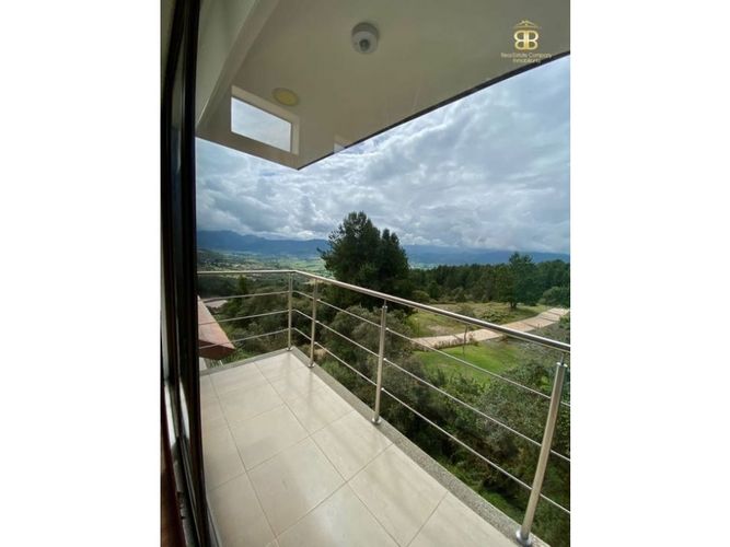 Casa de 3 alcobas en venta en Yerbabuena, Sopó, 380 m² · foto 12 de 24
