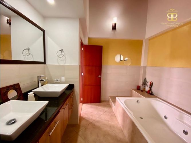 Casa de 3 alcobas en venta en Yerbabuena, Sopó, 380 m² · foto 13 de 24