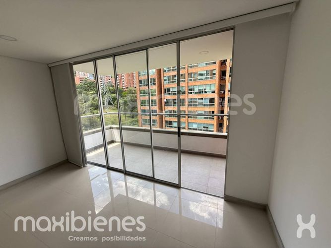Apartamento de 3 alcobas en arriendo en San Diego, Medellín, 94 m² · foto 4 de 10