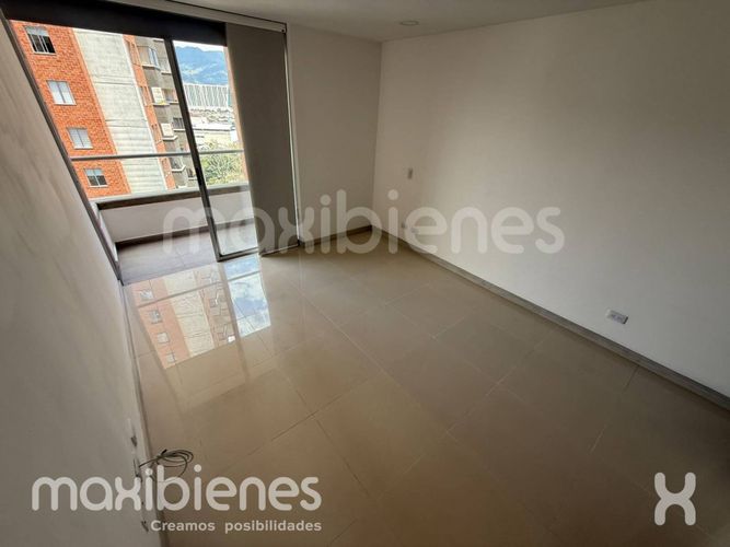 Apartamento de 3 alcobas en arriendo en San Diego, Medellín, 94 m² · foto 6 de 10