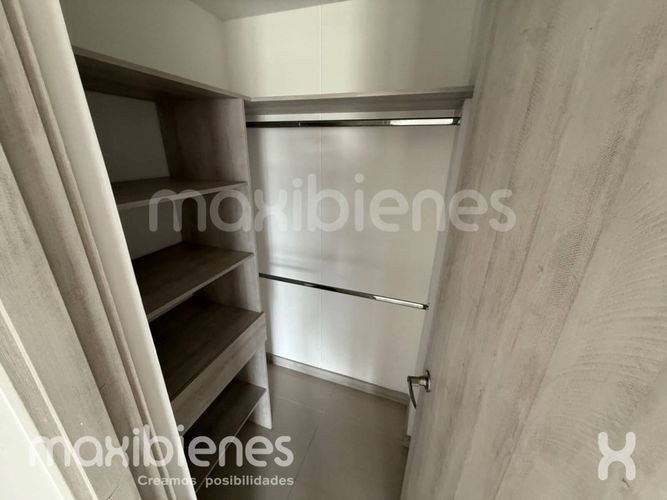 Apartamento de 3 alcobas en arriendo en San Diego, Medellín, 94 m² · foto 7 de 10