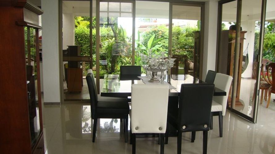 Casa de 4 alcobas en venta en El Centro Sur, Neiva, 400 m² · foto 6 de 16
