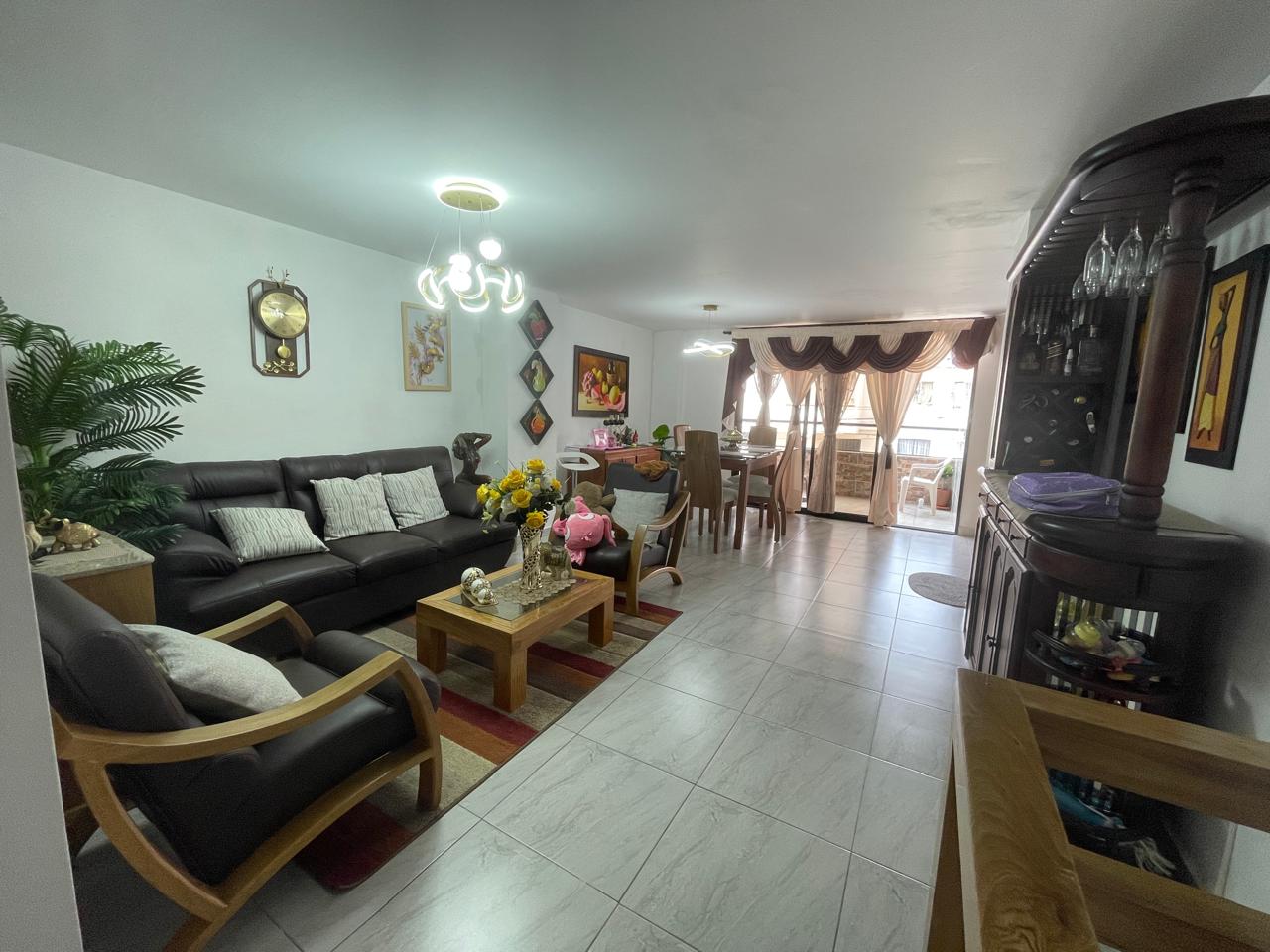 Apartamento en venta en Belén San Bernardo, Medellín · foto 2 de 23