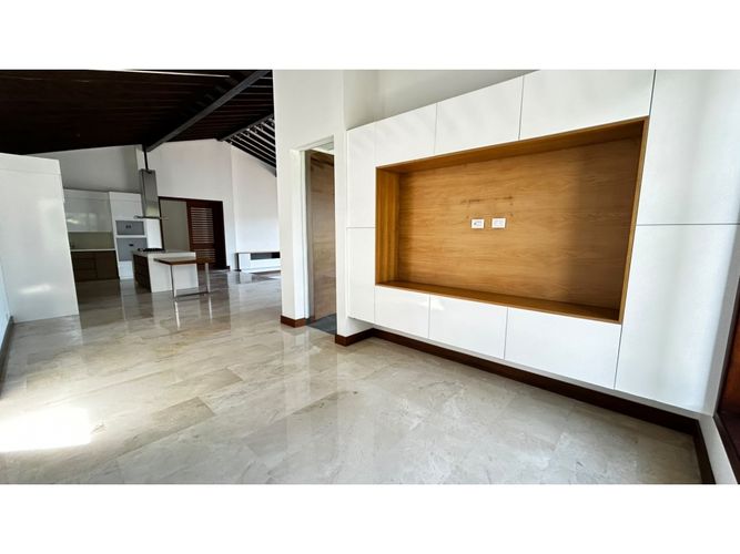 Casa de 5 alcobas en venta en Santa Elena, El Retiro, 480 m² · foto 6 de 23