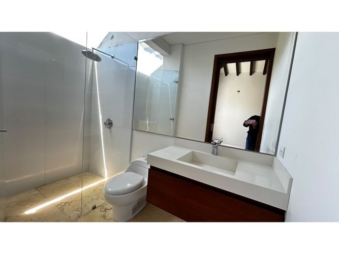 Casa de 5 alcobas en venta en Santa Elena, El Retiro, 480 m² · foto 16 de 23