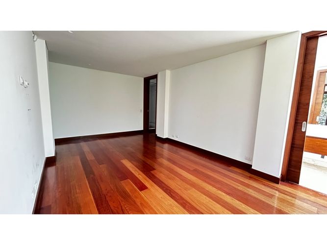 Casa de 5 alcobas en venta en Santa Elena, El Retiro, 480 m² · foto 19 de 23