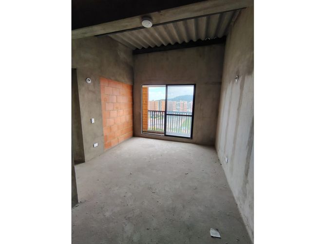 Apartamento de 3 alcobas en venta en La Prosperidad, Madrid, 60 m² · foto 2 de 24