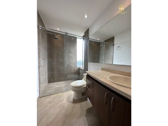 Apartamento de 3 alcobas en venta en Niza, Bogotá, 153 m² · foto 17 de 24