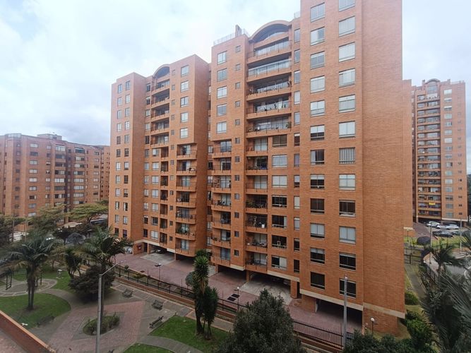Apartamento de 3 alcobas en venta en Lagos De Cordoba, Bogotá, 119 m² · foto 18 de 18