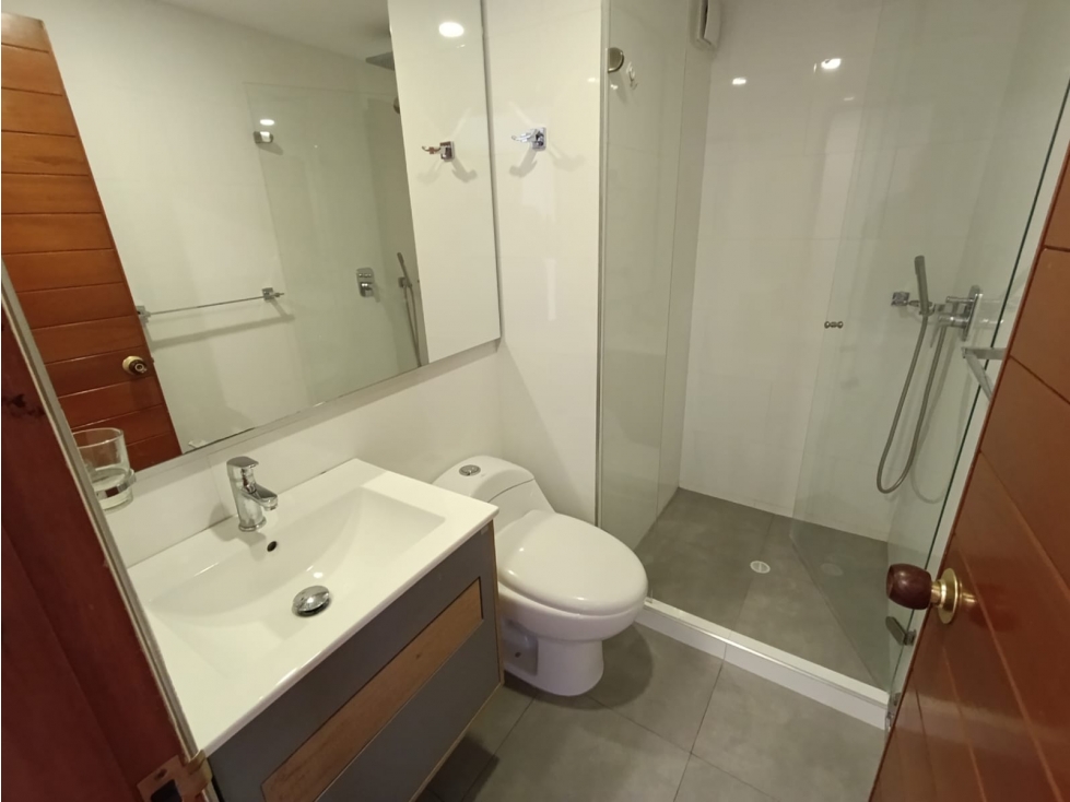 Apartamento en venta en Los Rosales, Bogotá · foto 7 de 16