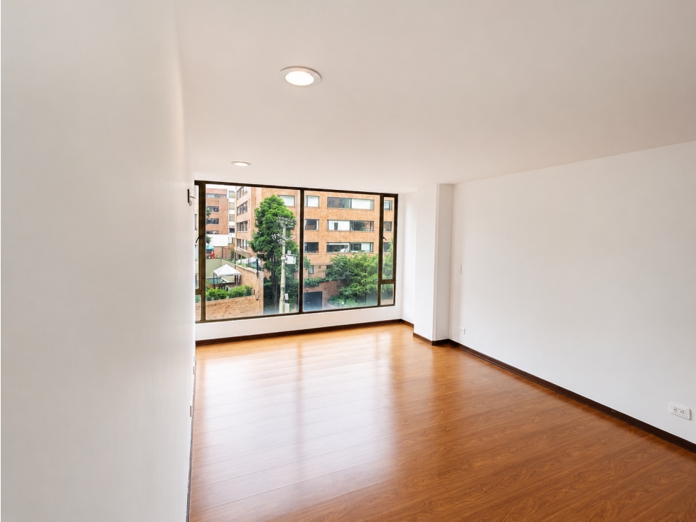 Apartamento en venta en Los Rosales, Bogotá · foto 14 de 16