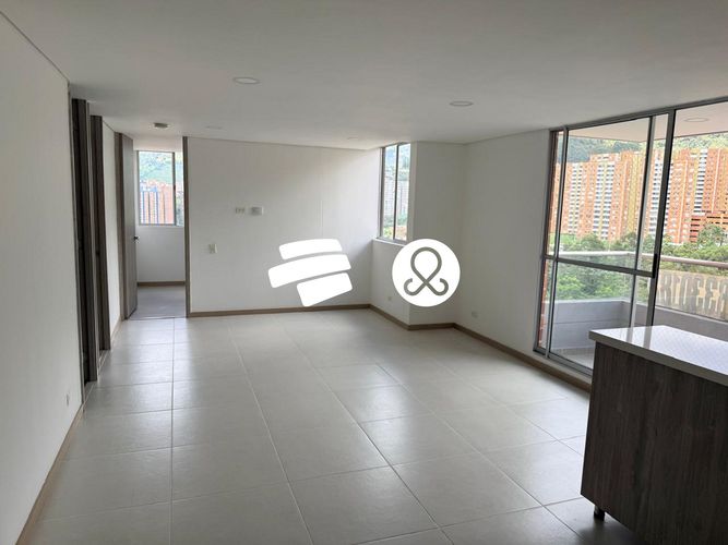 Apartamento de 2 alcobas en venta en Las Antillas, Envigado · foto 3 de 8
