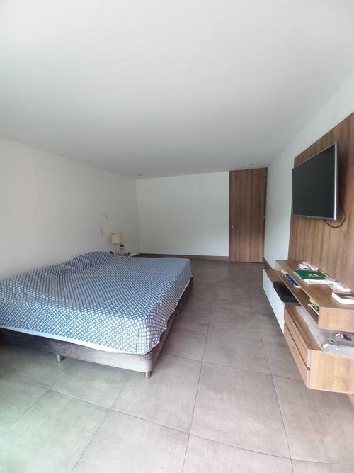 Apartamento de 3 alcobas en venta en Cerro Azul Del Vergel, Ibagué, 242 m² · foto 9 de 24