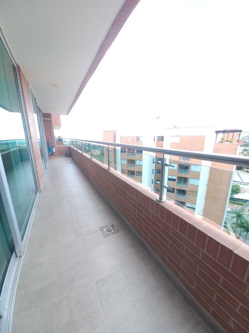 Apartamento de 3 alcobas en venta en Cerro Azul Del Vergel, Ibagué, 242 m² · foto 15 de 24