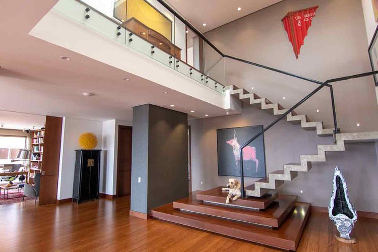 Apartamento de 4 alcobas en venta en Cerros De Los Alpes, Bogotá, 350 m² · foto 4 de 24