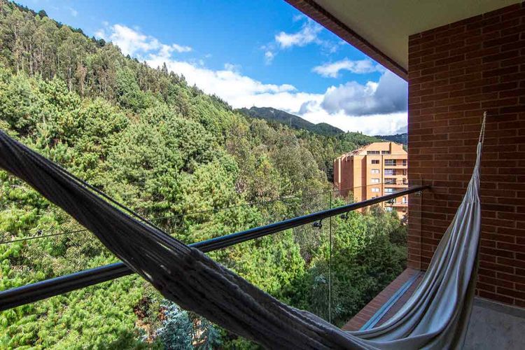 Apartamento de 4 alcobas en venta en Cerros De Los Alpes, Bogotá, 350 m² · foto 19 de 24