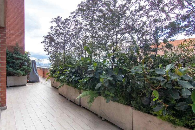 Apartamento de 4 alcobas en venta en Cerros De Los Alpes, Bogotá, 350 m² · foto 24 de 24