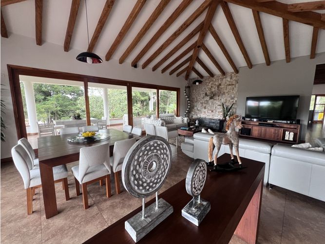 Casa de 3 alcobas en venta en So�Adora, La Ceja, 400 m² · foto 5 de 24
