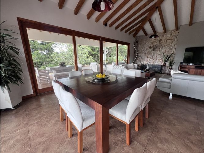 Casa de 3 alcobas en venta en So�Adora, La Ceja, 400 m² · foto 6 de 24
