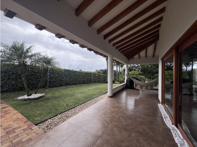 Casa de 3 alcobas en venta en So�Adora, La Ceja, 400 m² · foto 11 de 24