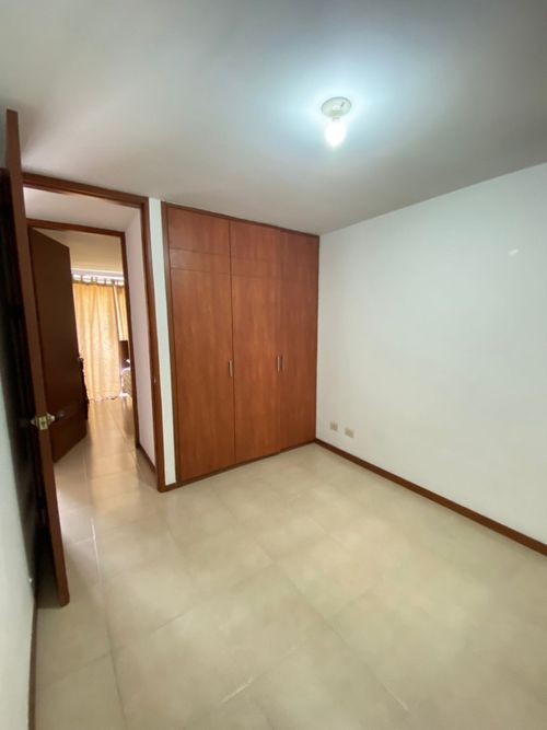 Apartamento de 4 alcobas en venta en Cañaverales, Cali, 113 m² · foto 12 de 24