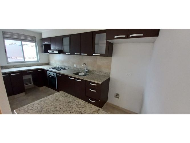 Casa de 3 alcobas en venta en Cota, 140 m² · foto 7 de 24