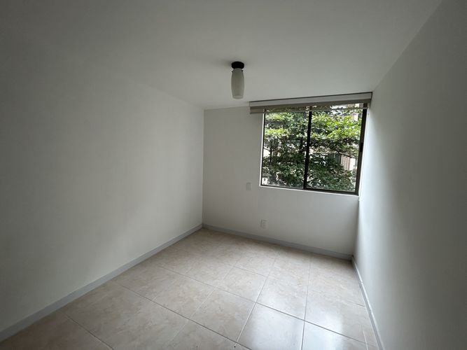 Apartamento de 3 alcobas en arriendo en Zuñiga, Medellín, 86 m² · foto 7 de 14