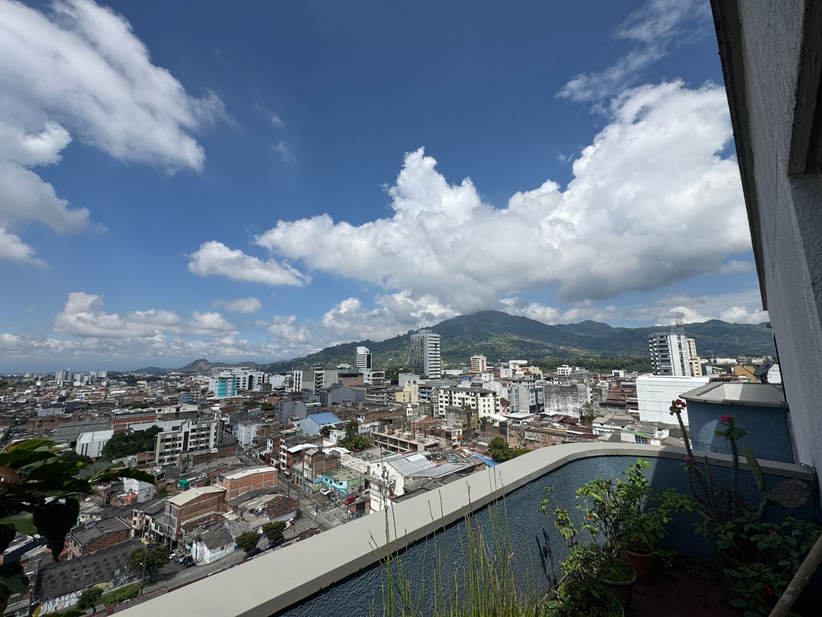 Apartamento en arriendo en Sector Plaza De Bolivar, Pereira · foto 16 de 20