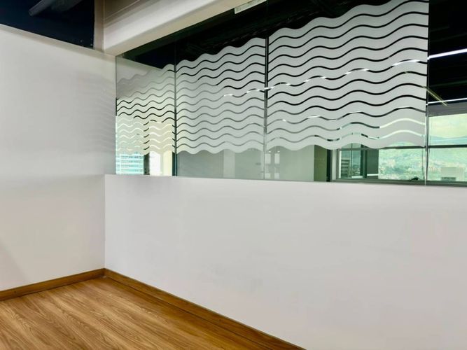 Oficina en arriendo en Milla De Oro, Medellín, 271 m² · foto 13 de 17
