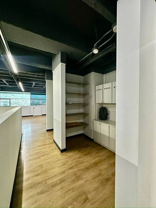 Oficina en arriendo en Milla De Oro, Medellín, 271 m² · foto 14 de 17