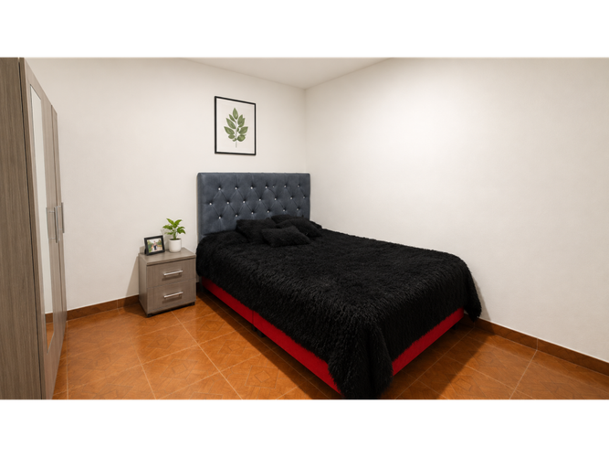 Casa de 9 alcobas en venta en La Magnolia, Madrid, 250 m² · foto 14 de 19