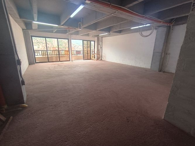 Bodega en arriendo en Villa Paula, Itagüí, 176 m² · foto 2 de 14