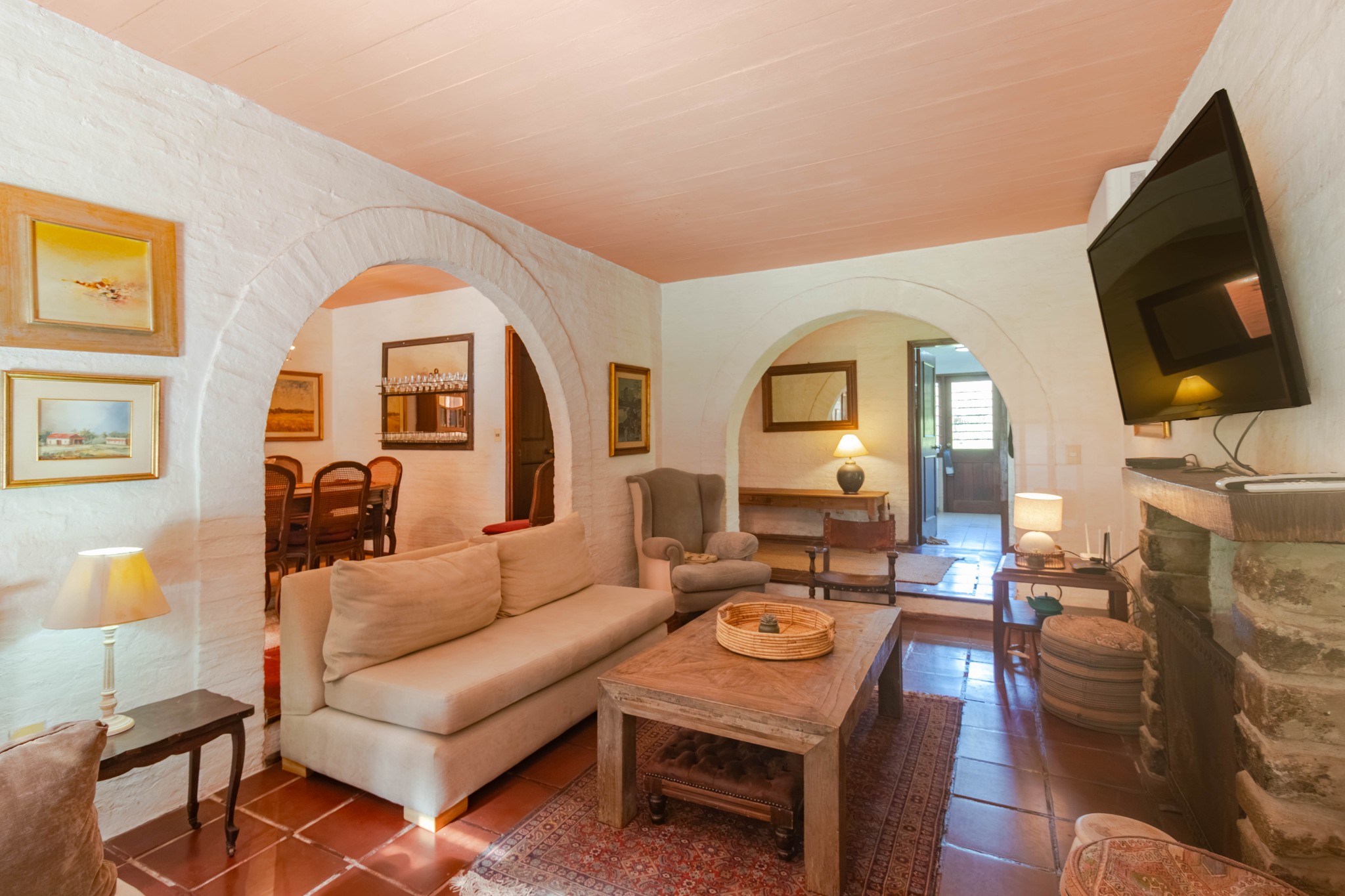 Casa con gran terreno en Parque Miramar. 3 dorms + estar. - foto 4