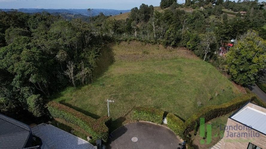 Lote en venta en Pantanillo, Envigado, 3648 m² · foto 8 de 8