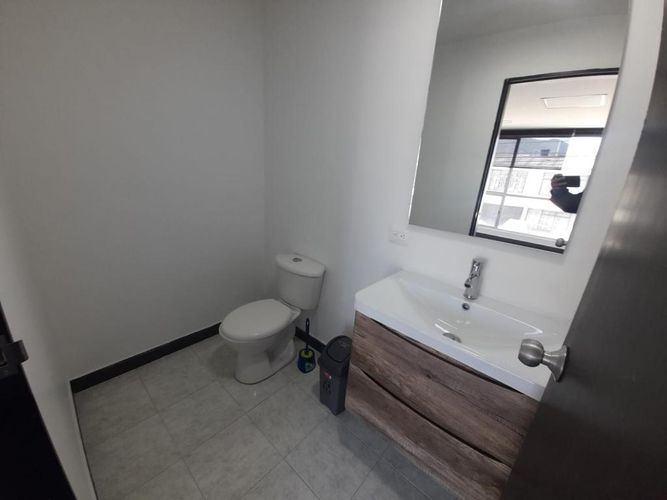 Casa de 7 alcobas en venta en La Castellana, Bogotá, 348 m² · foto 21 de 24