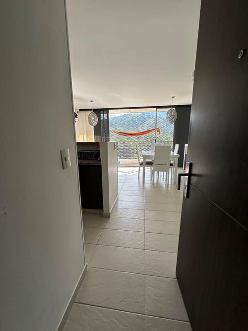Apartamento de 3 alcobas en venta en Guayanas, Floridablanca, 94 m² · foto 12 de 24