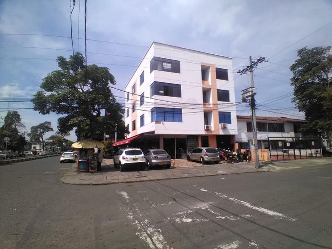 Oficina en arriendo en San Vicente, Cali, 167 m² · foto 2 de 17