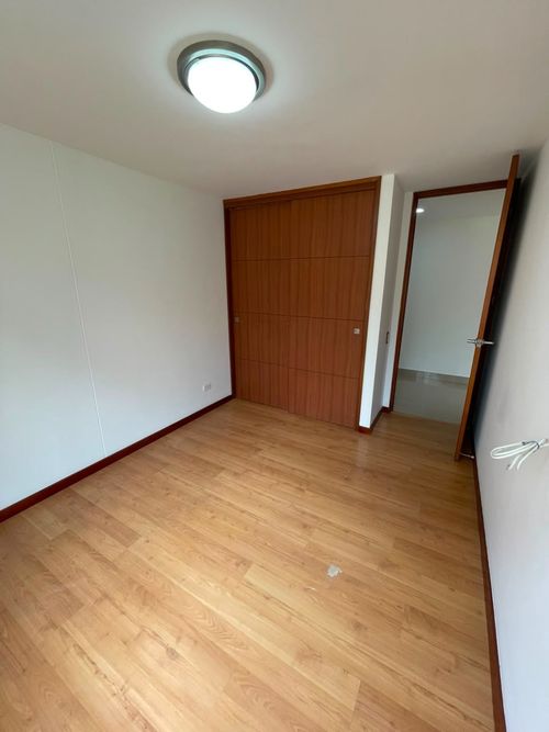 Apartamento de 3 alcobas en arriendo en Camino Verde, Envigado, 116 m² · foto 23 de 24