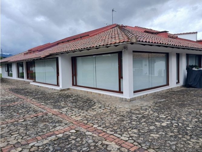 Finca en venta en San Isidro, Chía, 730 m² · foto 4 de 24