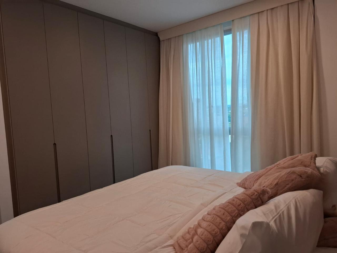 ???Alquilo Dpto AMOBLADO 1 Dorm. Zona shopping del ☀️ — foto 2