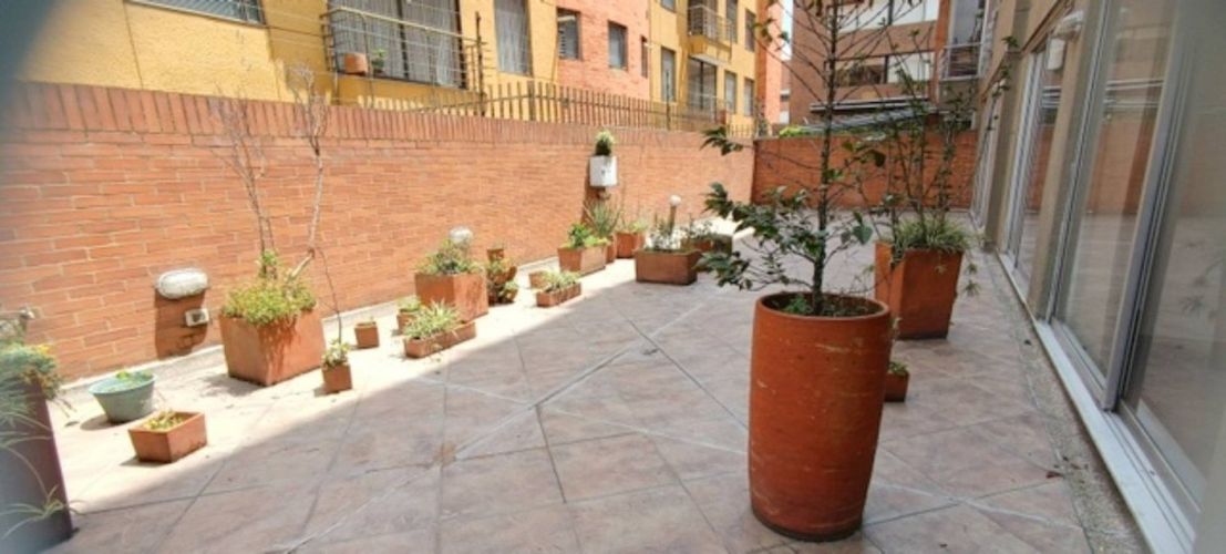 Apartamento de 3 alcobas en venta en Santa Paula, Bogotá, 138 m² · foto 4 de 24