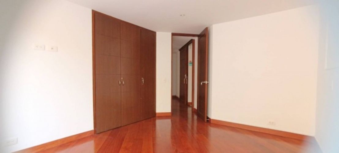 Apartamento de 3 alcobas en venta en Santa Paula, Bogotá, 138 m² · foto 7 de 24