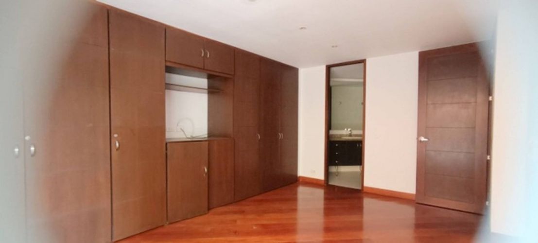 Apartamento de 3 alcobas en venta en Santa Paula, Bogotá, 138 m² · foto 14 de 24